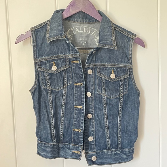 Size S Talula by Aritzia denim vest - Picture 1 of 3